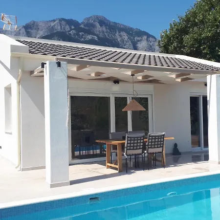 Casa O' - Moderne Mit Grosser Terrasse Und Privatem Swimmingpool Villa