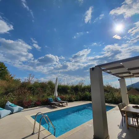 Villa Casa O' - Moderne Mit Grosser Terrasse Und Privatem Swimmingpool *