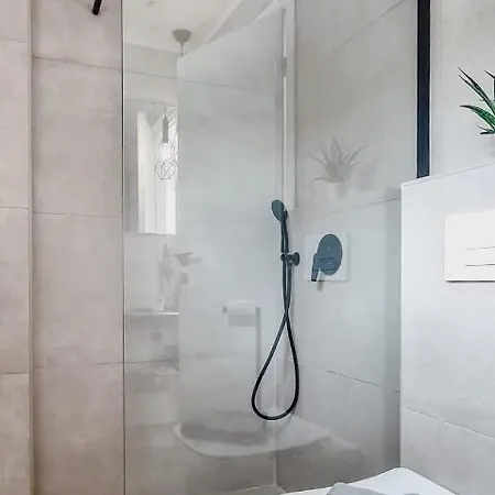 Casa O' - Moderne Mit Grosser Terrasse Und Privatem Swimmingpool Villa *